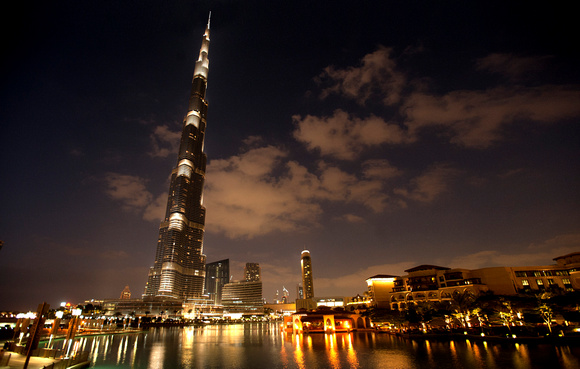 Burj Khalifia  and the Souk Al Bahar, Dubai, United Arab Emirates